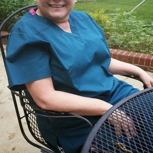 Meet your Posher, Debbie