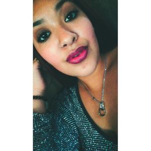 Meet your Posher, Esmeralda