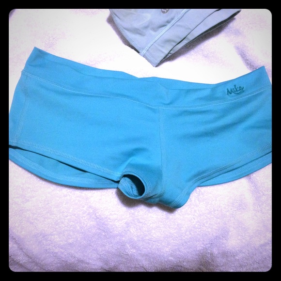 Brand New Kiki short by Mika Yoga Wear