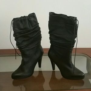 BCBGMAXAZRIA Black Leather Mid Calfslouch Boots