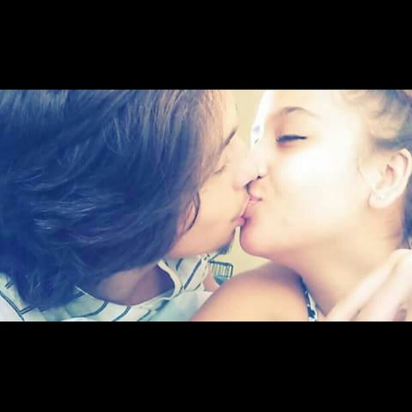 Meet your Posher, Sarahi