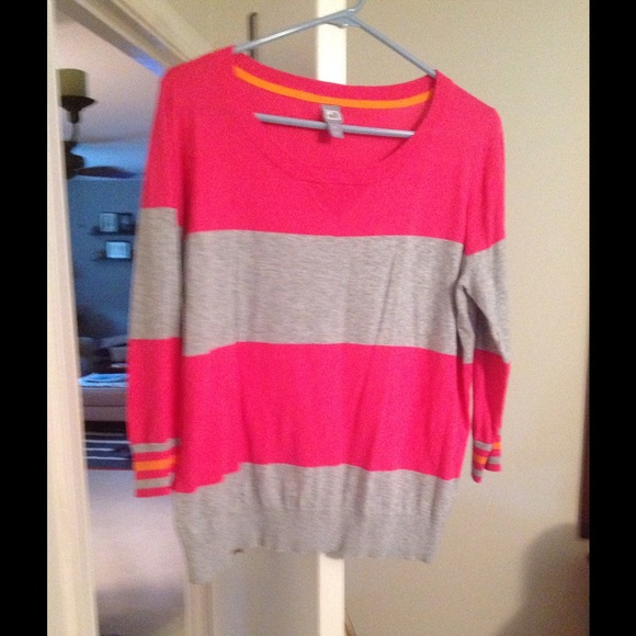 JCP Sweater XL  3/4 sleeve. Pink and grey
