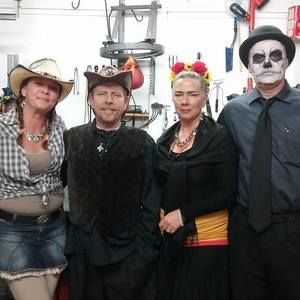 Meet your Posher, Chrissy