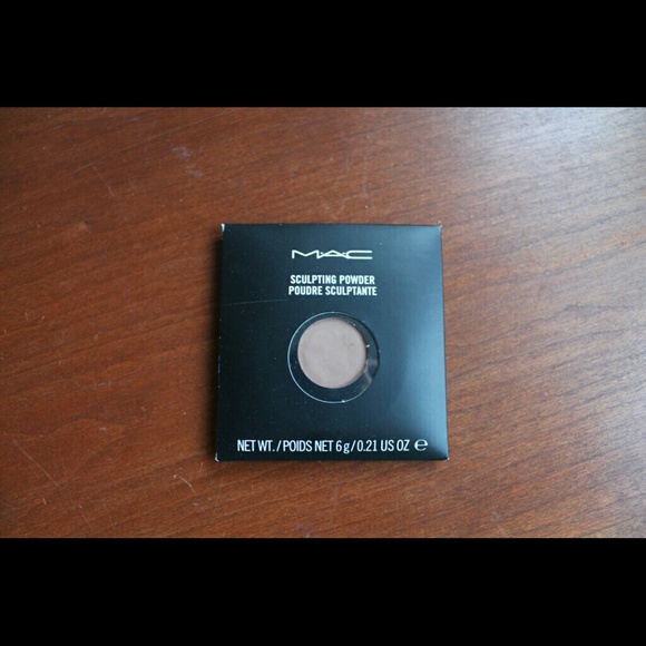 MAC Sculpting Powder N84