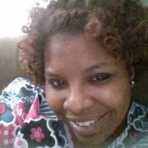 Meet your Posher, Evelyn