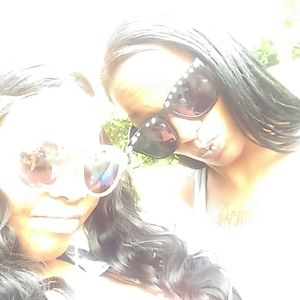 Meet your Posher, Chanelle