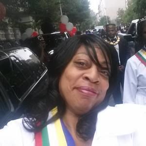 Meet your Posher, Catherine