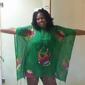 Meet your Posher, Lenora