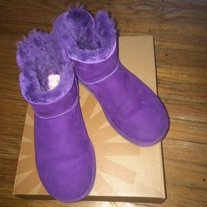 Mini Bailey Button Uggs