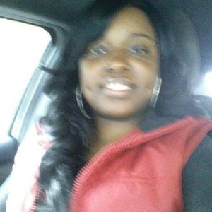 Meet your Posher, Latoya