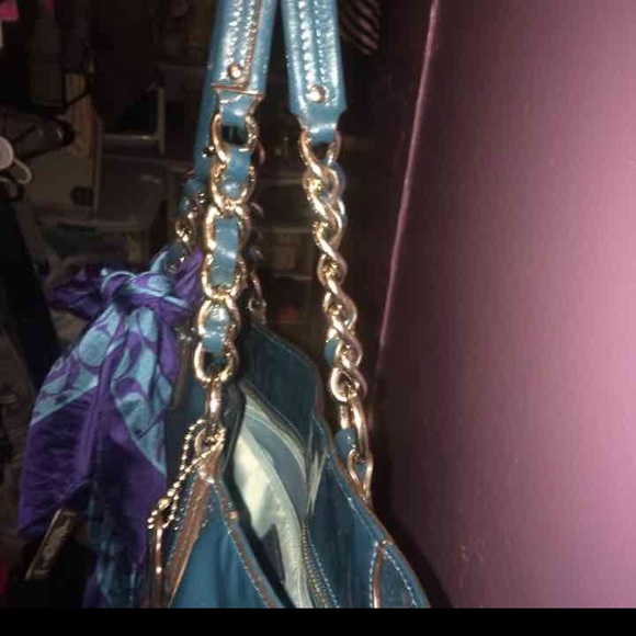 Coach - Picture 3 of 3