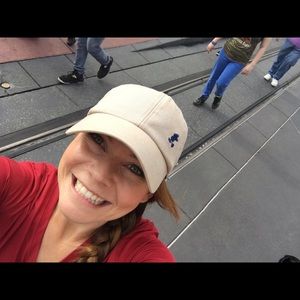 Meet your Posher, Kimberly