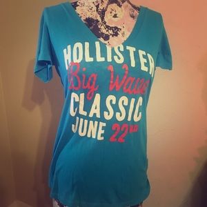 Hollister tee