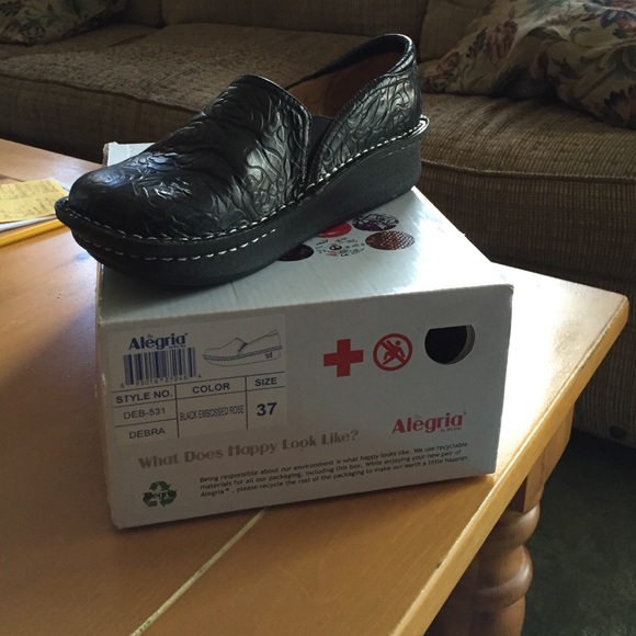 Algeria Debra. New in Box! Ordered online