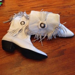 Fashion white cowgirl boots