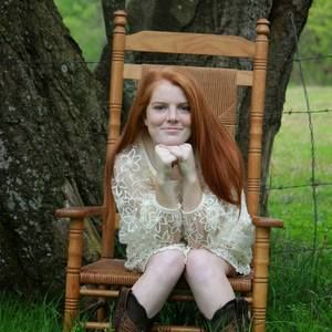 Meet your Posher, Kaitlyn