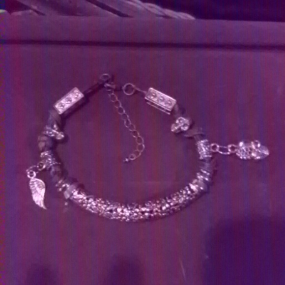 Skull bracelet - Picture 1 of 2