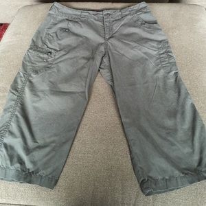 Forest Green Gloria Banderbilt Capri