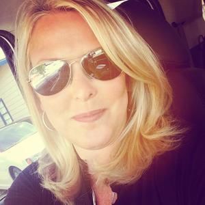 Meet your Posher, Connie