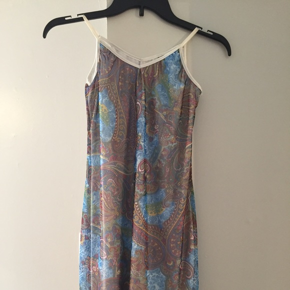 🌟 Cute little dress 🌟 - Picture 3 of 4