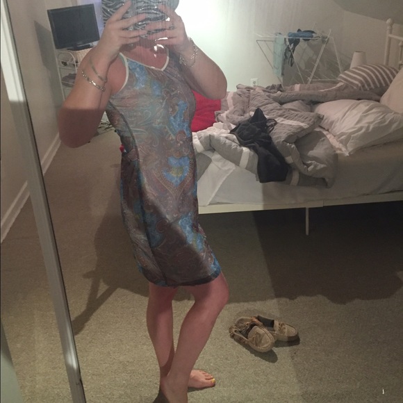 🌟 Cute little dress 🌟 - Picture 4 of 4