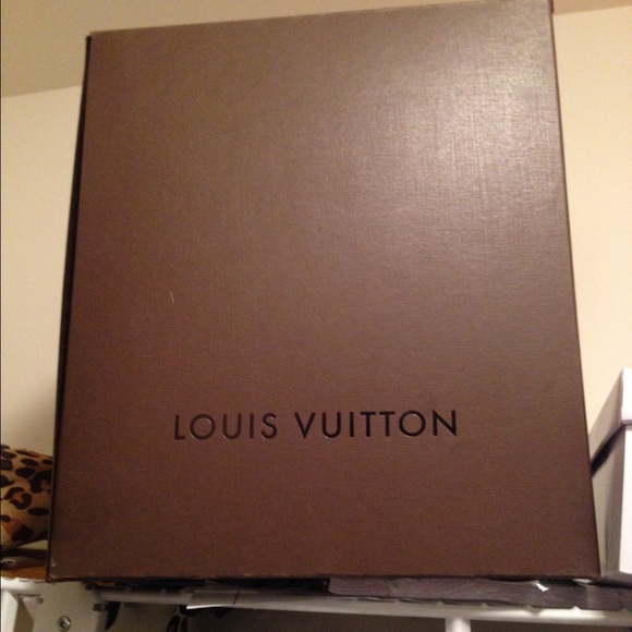 Louis Vuitton box and ribbon/bow