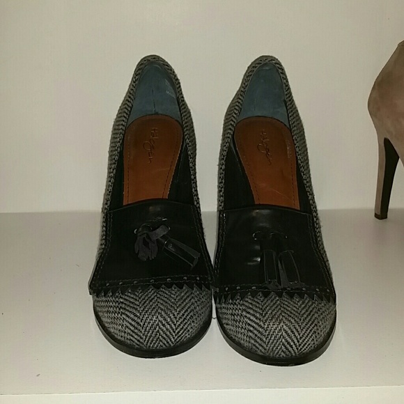 Halogen Tweed pumps