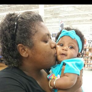 Meet your Posher, Yolanda