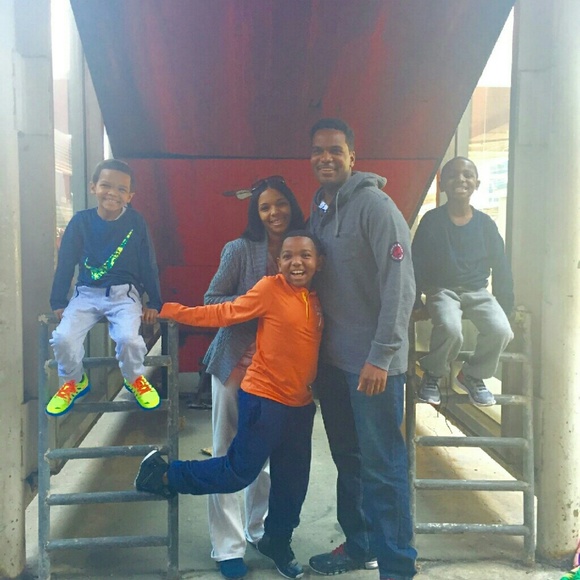 Meet your Posher, Jessica - Picture 3 of 4