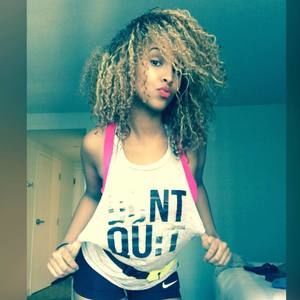 Meet your Posher, Yasmin