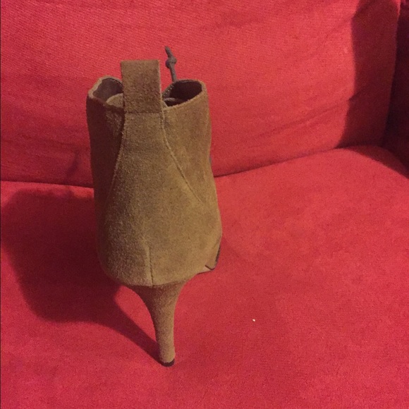 H by Halston Bootie - Picture 2 of 3