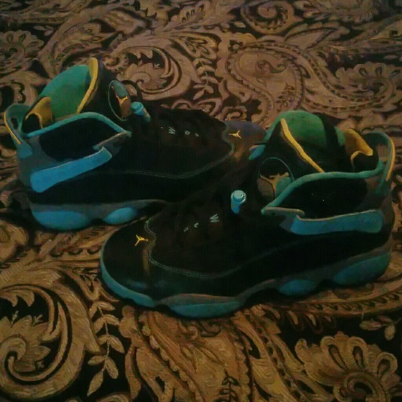 Jordan six rings