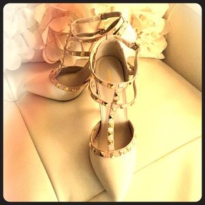 Charlotte Russe Studded Pointy-Toe Pumps Shoes