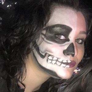 Meet your Posher, Briana