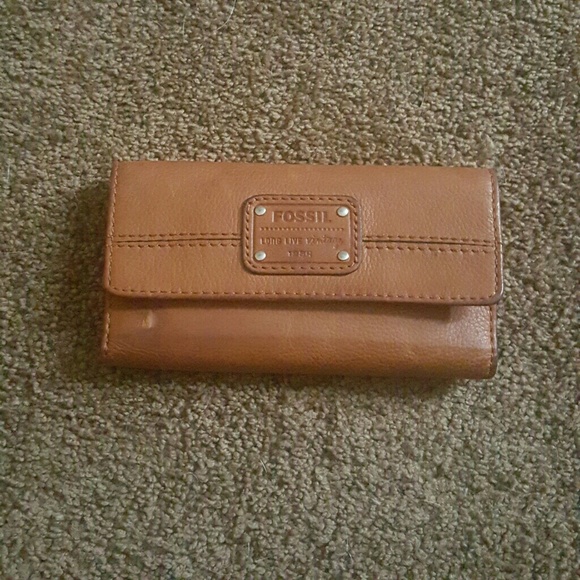 Brown Fossil wallet