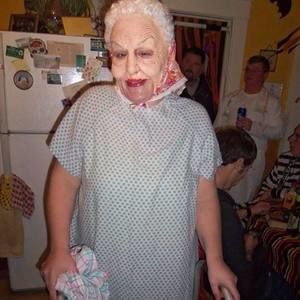 Meet your Posher, Elizabeth