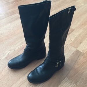 Riding boots