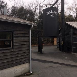 Meet your Posher, Kaiona