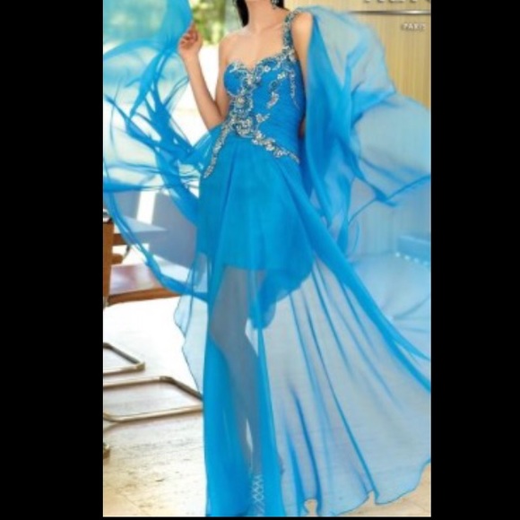 Prom Dress - Picture 3 of 3