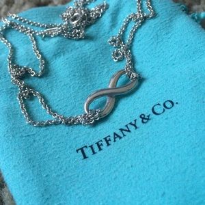 Tiffany infinity necklace.Please only order on Mer