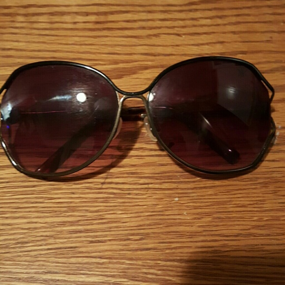 Kardashian sunglasses - Picture 1 of 2