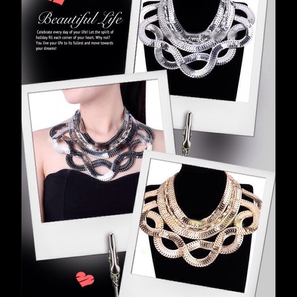 Beautiful chunky silver choker statement necklace. - Picture 2 of 2