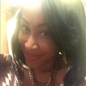 Meet your Posher, Christy