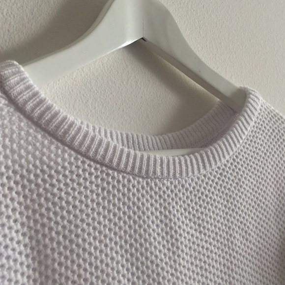 Open Back Sweater - Picture 2 of 3