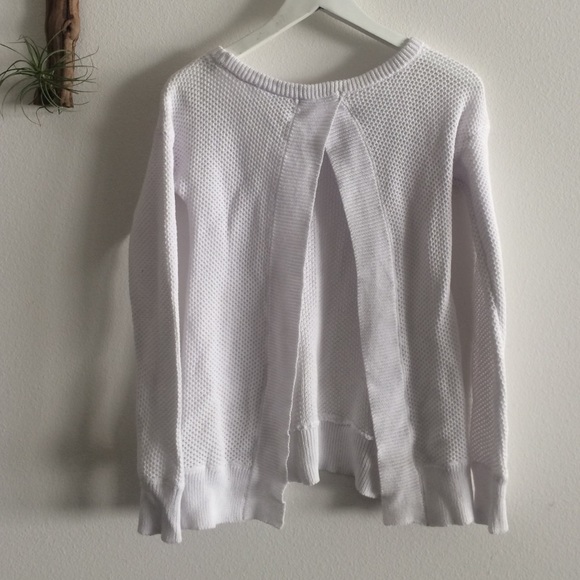 Open Back Sweater - Picture 3 of 3