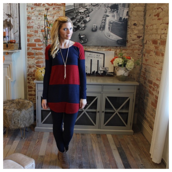 Tops - Navy and burgundy striped tunic