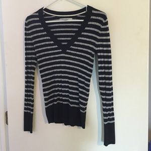 Old Navy Sweater XS