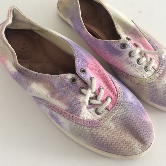 Tie dye slip ons - Picture 2 of 2