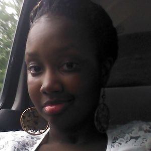 Meet your Posher, Alexis