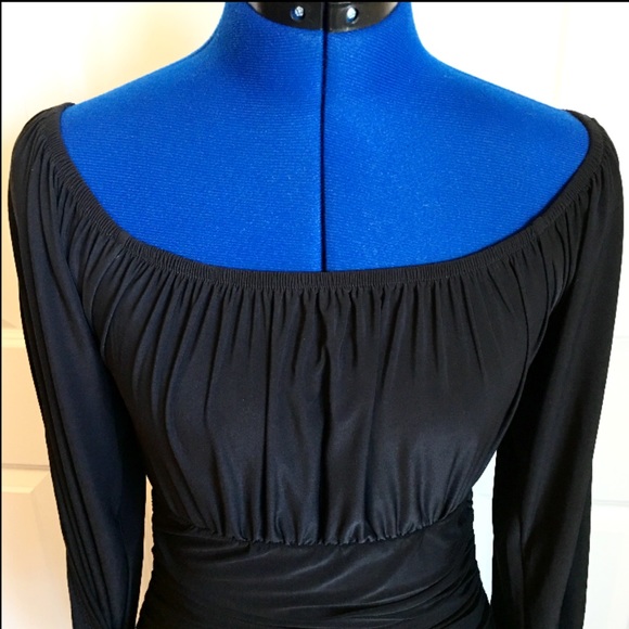 Black Off The Shoulder BodyCon Dress - Picture 2 of 3